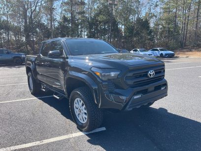 Used 2025 Toyota Tacoma SR5