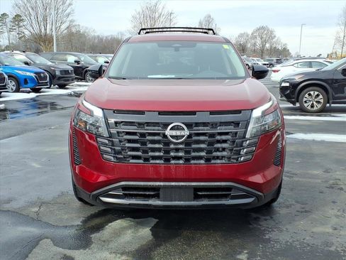 New 2026 Nissan Pathfinder SV image 2