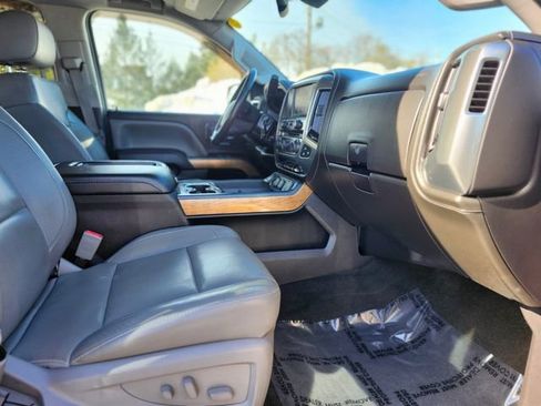 Used 2015 Chevrolet Silverado 1500 LTZ w/ LTZ Plus Package image 11