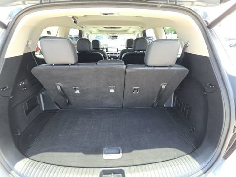 Used 2025 Kia Telluride EX w/ EX Captain's Chair Package FWD image 13