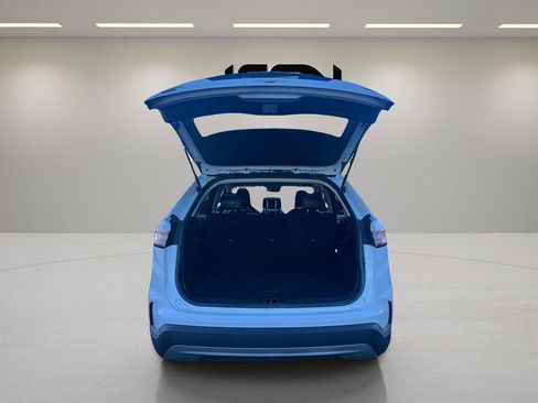 Used 2023 Ford Edge SEL image 25