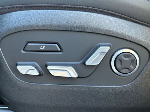 New 2026 Hyundai Ioniq 9 Limited w/ Tow & Go Package image 11