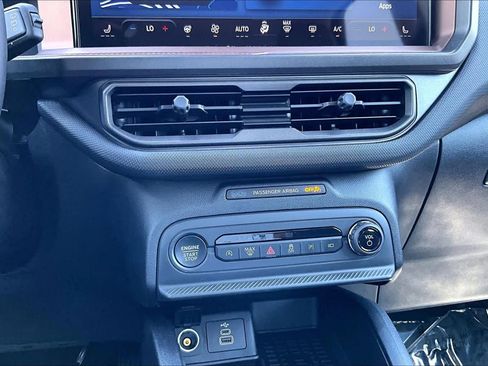 Used 2025 Ford Bronco Sport Outer Banks w/ Outer Banks Tech Package+ AWD/4WD image 34