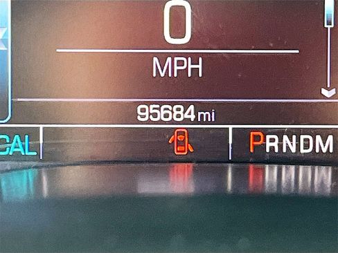 Used 2016 Chevrolet Colorado LT image 12