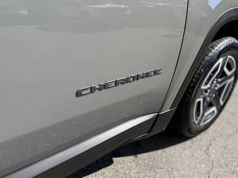 New 2026 Jeep Cherokee Limited AWD/4WD image 28