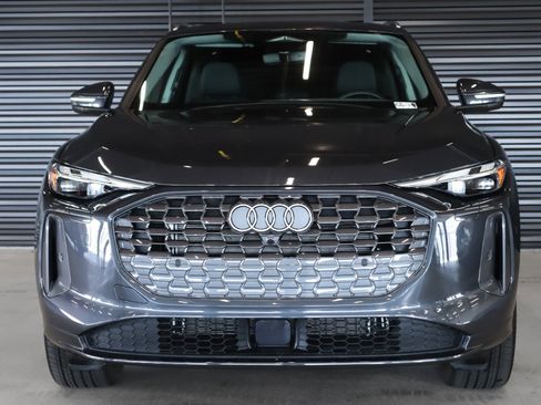 Certified 2025 Audi Q5 Premium w/ Convenience Package AWD/4WD image 14