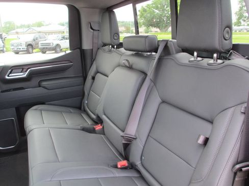 New 2026 GMC Sierra 1500 SLT w/ SLT Convenience Package AWD/4WD image 16