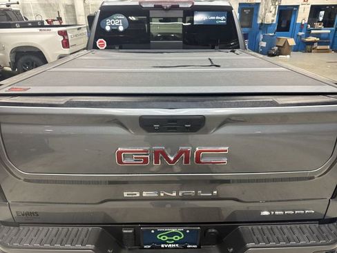 Certified 2021 GMC Sierra 1500 Denali w/ Denali Ultimate Package AWD/4WD image 28