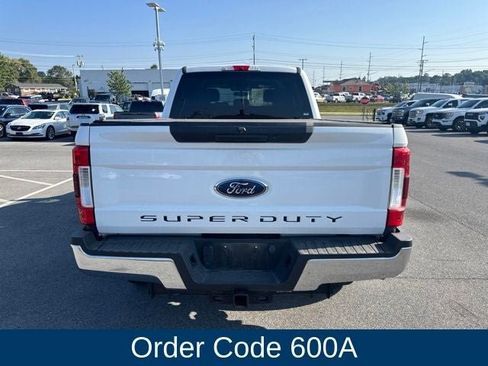 Used 2019 Ford F250 XL w/ STX Appearance Package AWD/4WD image 8