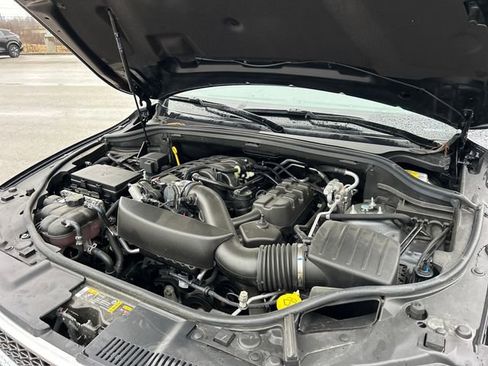 Used 2024 Dodge Durango SXT image 33