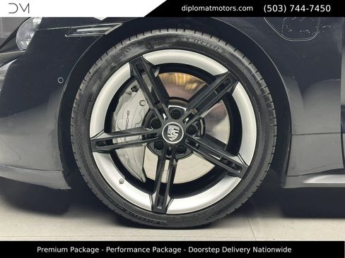 Used 2020 Porsche Taycan 4S w/ Premium Package image 42