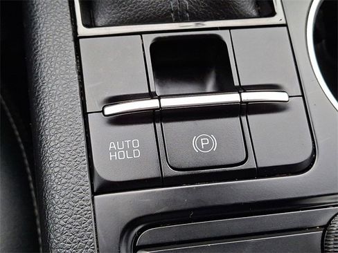 Used 2022 Kia K5 GT-Line image 23