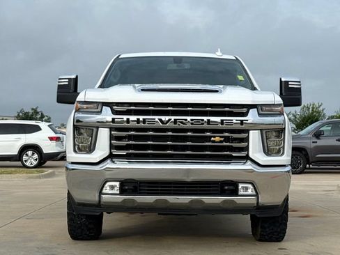 Used 2023 Chevrolet Silverado 2500 LTZ AWD/4WD image 2