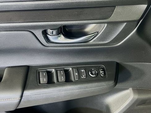 Used 2025 Honda CR-V Sport image 12