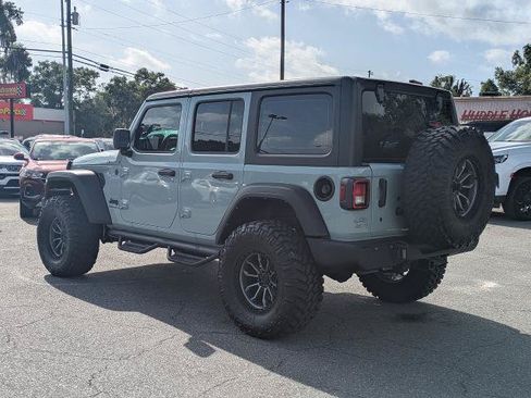 Used 2024 Jeep Wrangler Unlimited Sport AWD/4WD image 6