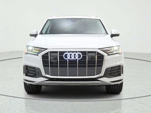 Used 2023 Audi Q7 2.0T Premium w/ Convenience Package AWD/4WD image 2
