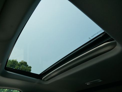 Used 2019 GMC Sierra 1500 Denali w/ Denali Ultimate Package image 32