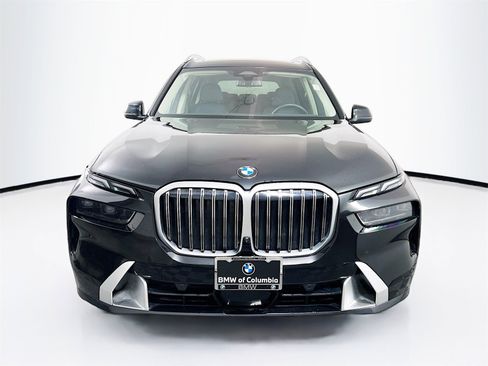 Used 2024 BMW X7 xDrive40i image 2
