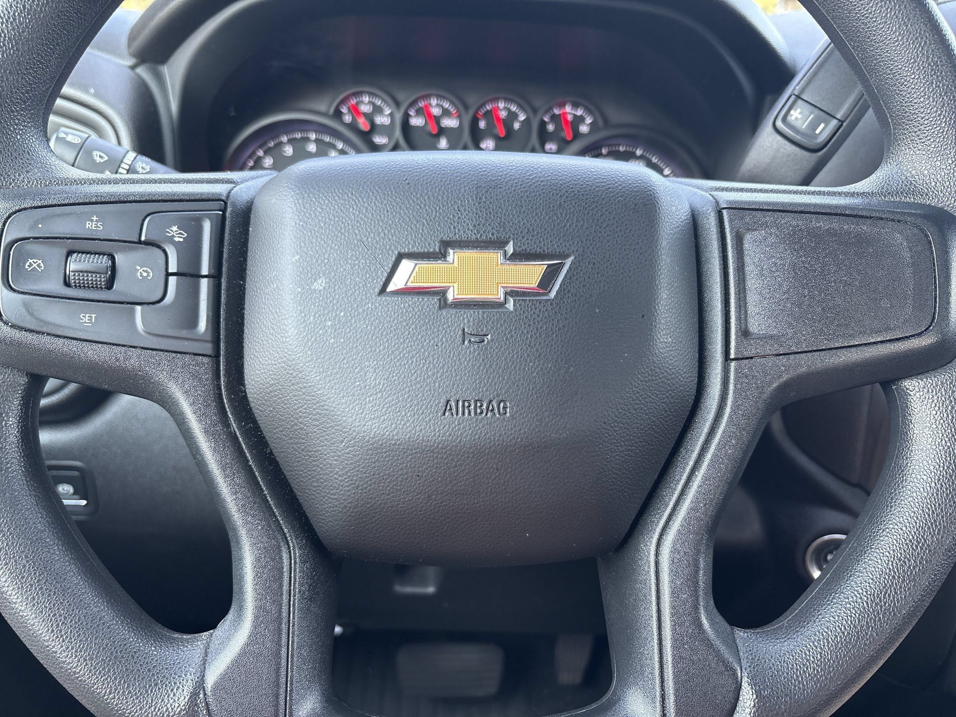 Used 2024 Chevrolet Silverado 1500 Custom RWD image 9