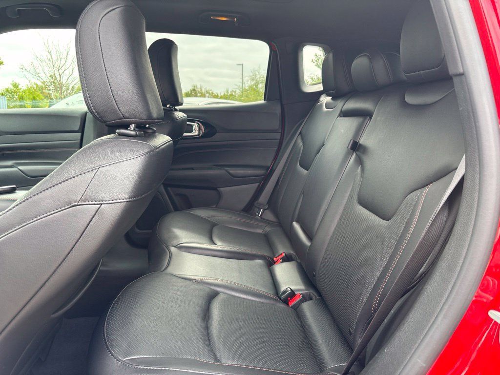 Used 2022 Jeep Compass Limited w/ (RED) Package AWD/4WD image 11