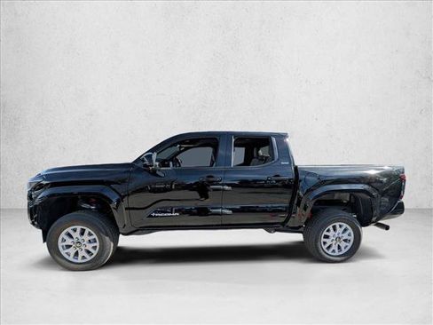 New 2025 Toyota Tacoma SR5 image 5