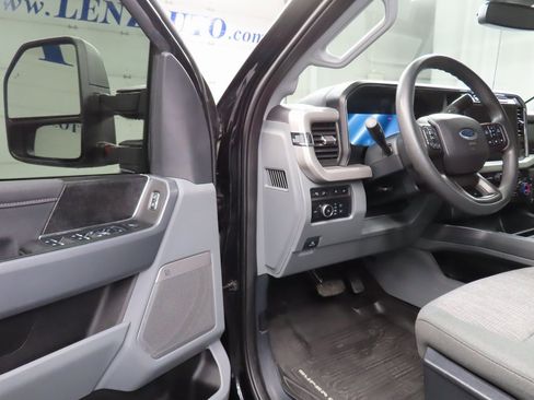 Used 2024 Ford F250 XLT w/ XLT Premium Package image 62