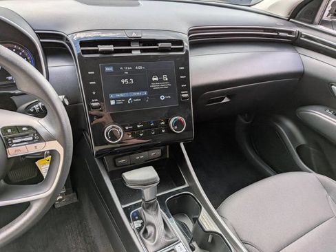 Used 2023 Hyundai Tucson SE AWD/4WD image 21