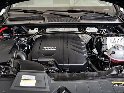 Used 2024 Audi Q5 2.0T Premium w/ Convenience Package image 36