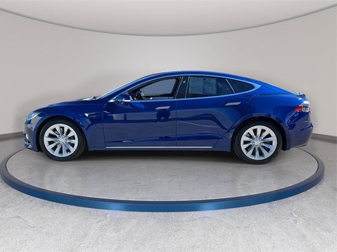 Used 2020 Tesla Model S Long Range image 9