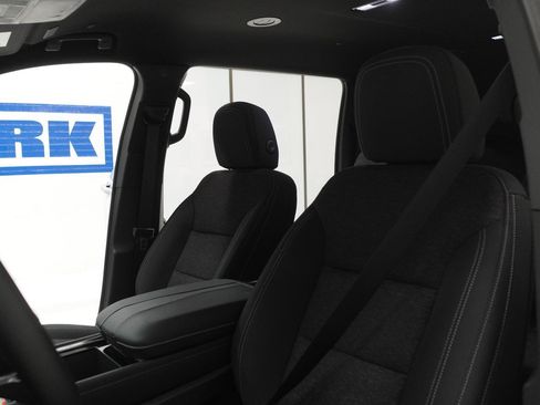 New 2026 Chevrolet Traverse LT FWD image 10