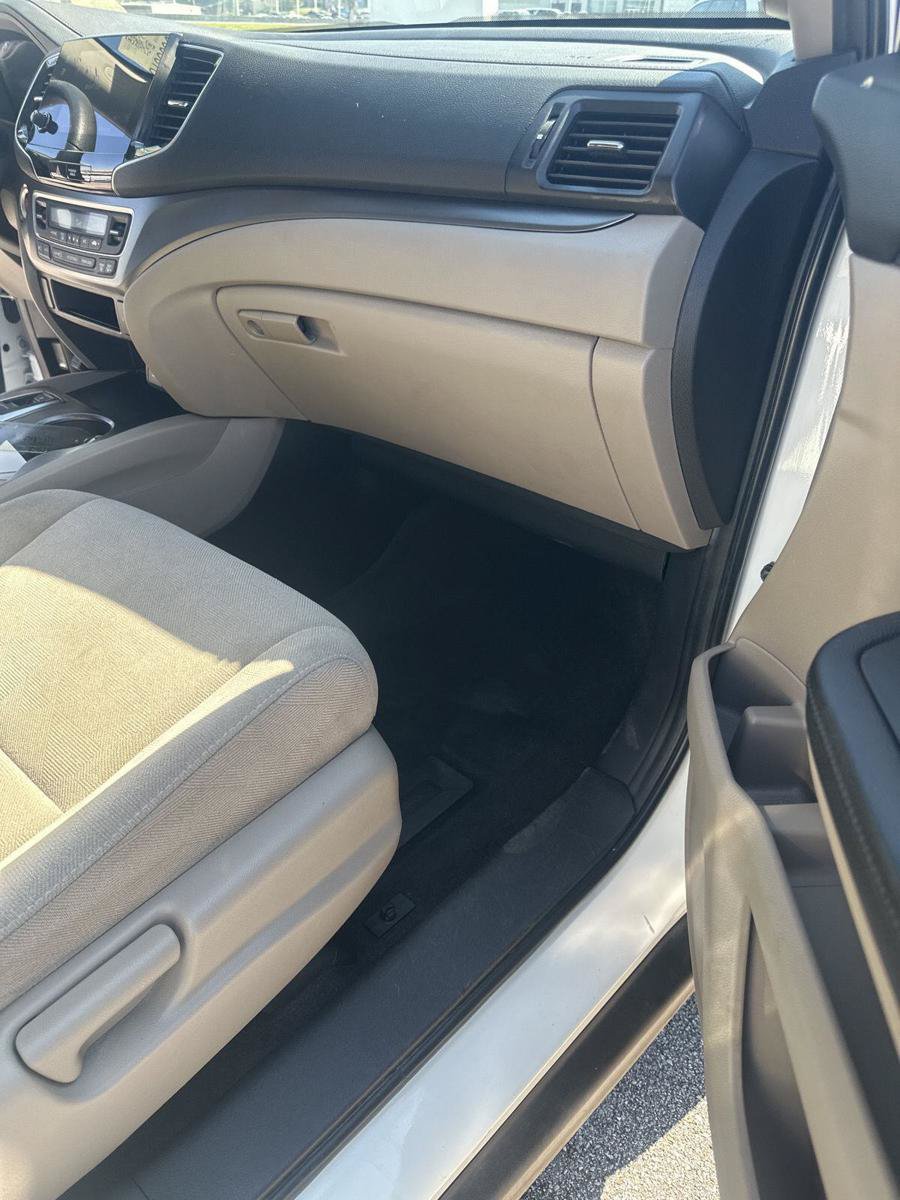 Used 2021 Honda Pilot EX image 37