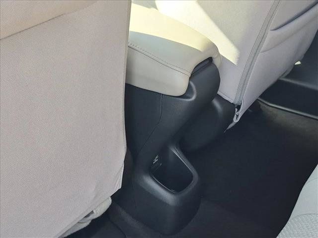 Used 2017 Honda HR-V EX image 18
