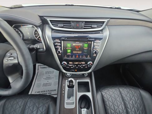 Used 2024 Nissan Murano Platinum w/ Cargo Package image 11