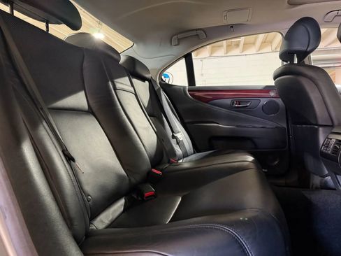 Used 2011 Lexus LS 460 AWD w/ Luxury Value Edition image 10