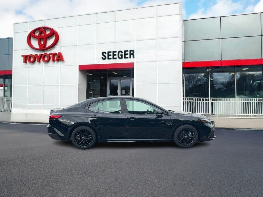 Used 2026 Toyota Camry SE w/ Multimedia Upgrade Package FWD image 2