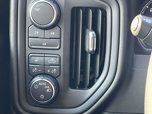 Used 2024 Chevrolet Silverado 2500 Custom w/ Custom Value Package image 10