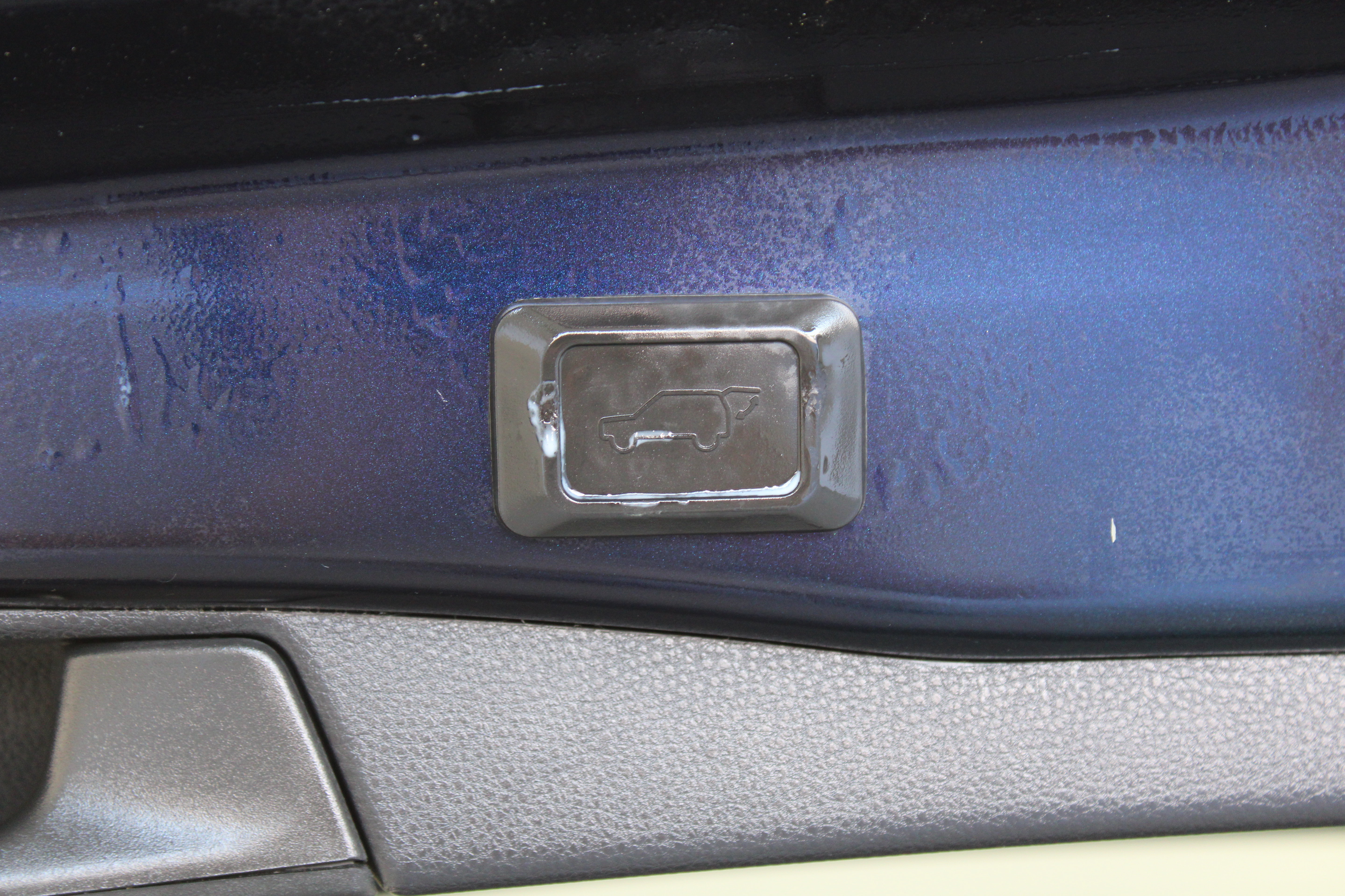 Used 2021 Toyota RAV4 XLE Premium FWD image 35