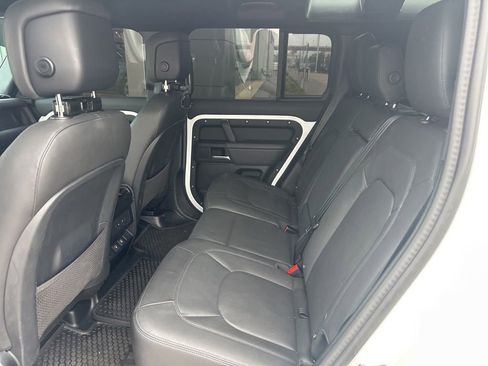 Used 2025 Land Rover Defender 110 S AWD/4WD image 10