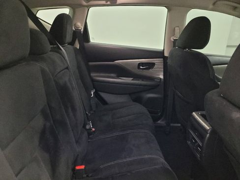 Used 2018 Nissan Murano S FWD image 19