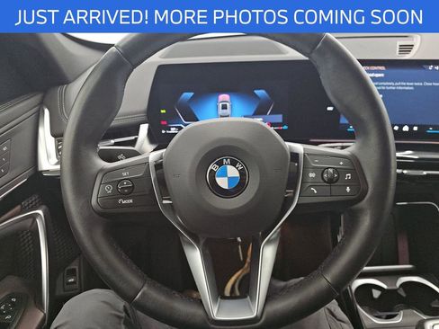 Used 2025 BMW X1 xDrive28i image 4