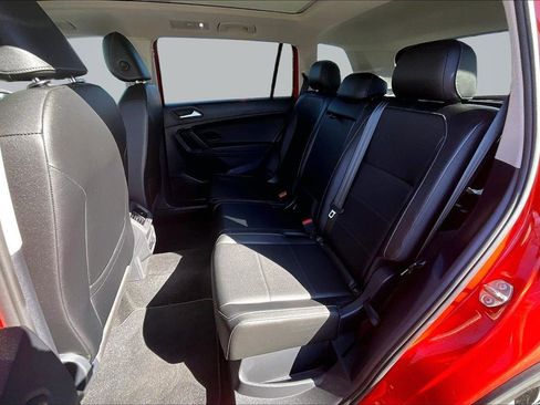 Used 2019 Volkswagen Tiguan SE image 22