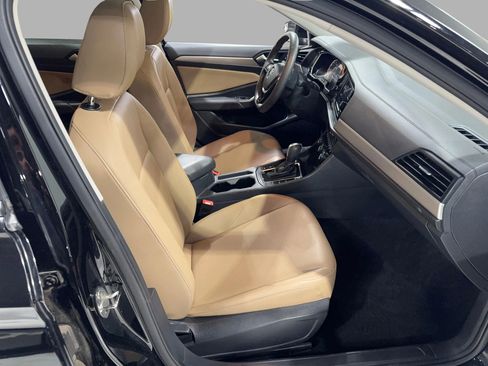 Used 2020 Volkswagen Jetta SE image 24