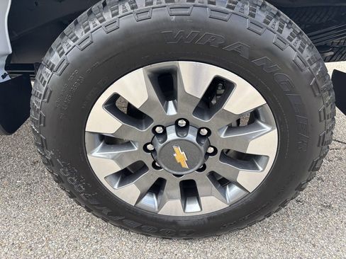 New 2026 Chevrolet Silverado 2500 Custom image 11