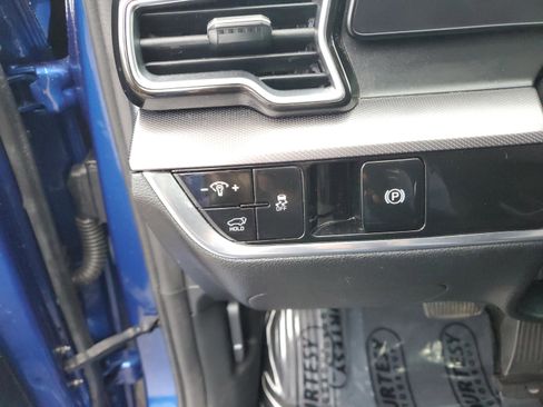 Certified 2023 Kia Sportage SX image 27