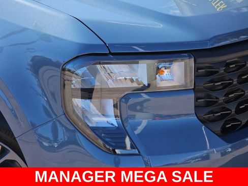 New 2026 Ford Maverick XLT w/ XLT Luxury Package FWD image 33