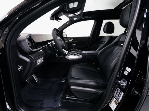Used 2025 Mercedes-Benz GLS 63 AMG GLS 63 AMG image 8