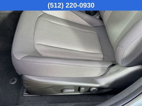 Used 2025 Subaru Crosstrek 2.0i Premium image 24