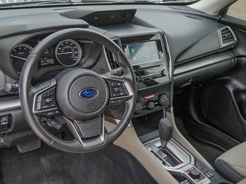 Used 2023 Subaru Forester Premium image 9