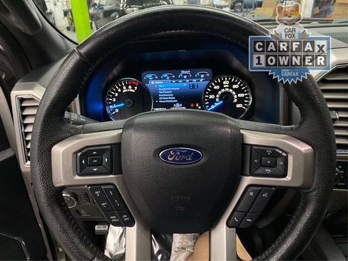 Used 2015 Ford F150 Platinum w/ Equipment Group 701A Luxury AWD/4WD image 23