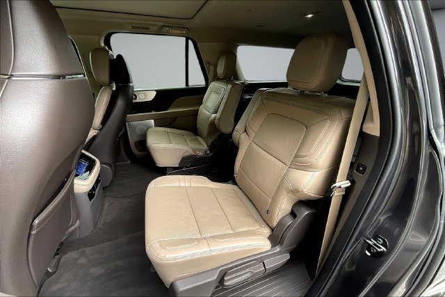 Used 2023 Lincoln Navigator L Reserve AWD/4WD image 24